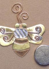 Bee Mini Needle Minder available from Australian Needle Arts
