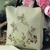 Rhapsody Pattern/Irresistible Embroidererd Bags Book